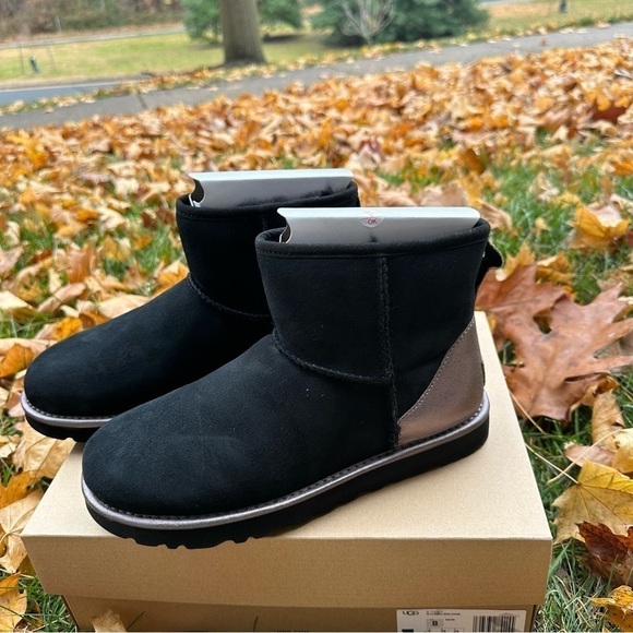 NWT Authentic size 7 UGG classic mini shine boots / uggs / Ugg / boots - Picture 6 of 10